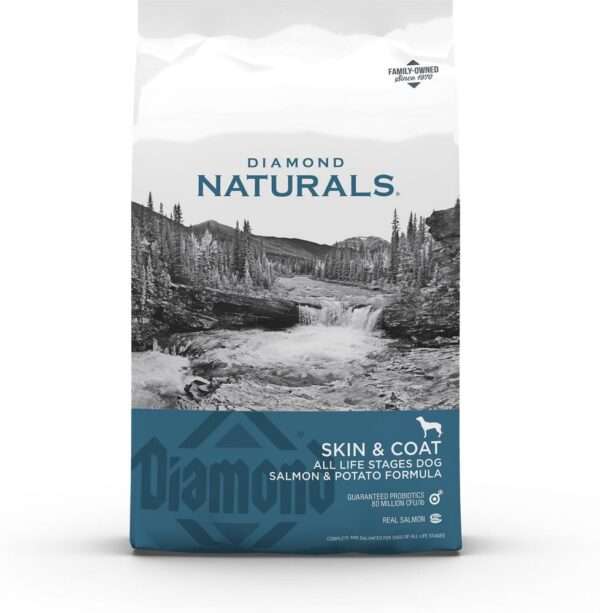 Diamond Naturals Skin & Coat Formula All Life Stages Dry Dog Food - 15 lb Bag
