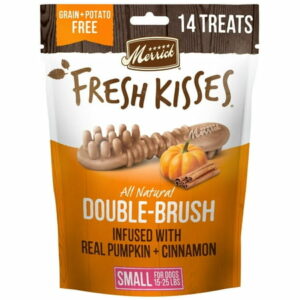Merrick Fresh Kisses Dental Chews for Dogs Pumpkin and Cinnamon Natural Dog Treats for Small Dogs 15-25 Lbs - 8.8 oz. Pouch